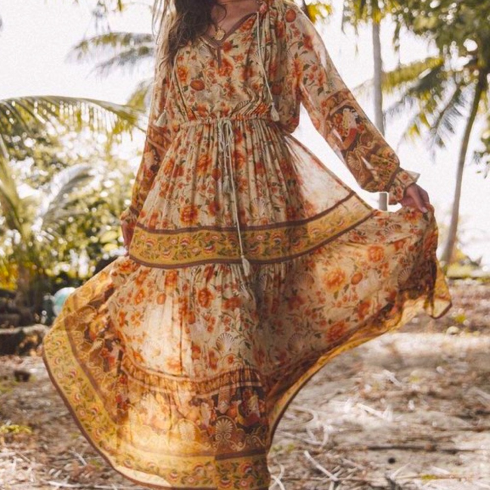 💕SOLD💕 Spell Seashell Gown - Sand M